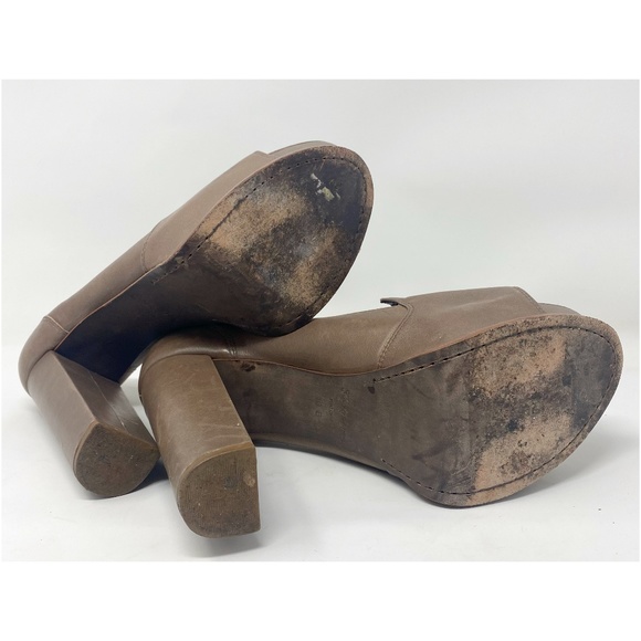 Elizabeth & James Leather Tan Mae Platform Heels - Picture 6 of 6